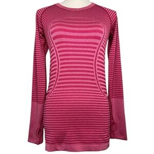 Lululemon Swiftly Tech Long Sleeve Crew
Heathered Berry Rumble 6
